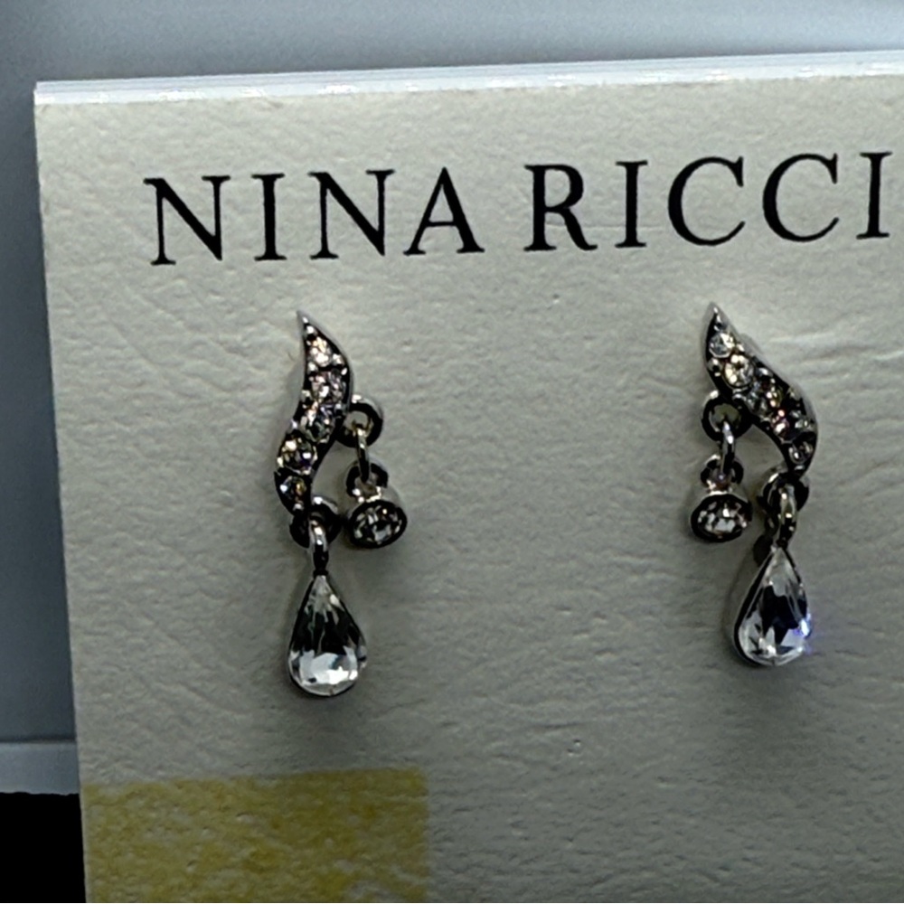 Vintage Nina Ricci Swarovski Crystal Teardrop Rhodium 22k Gold Plated Earrings - Picture 5 of 6